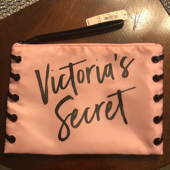 Victoria's Secret Other - Victoria Secrets Make Up Bag NWT